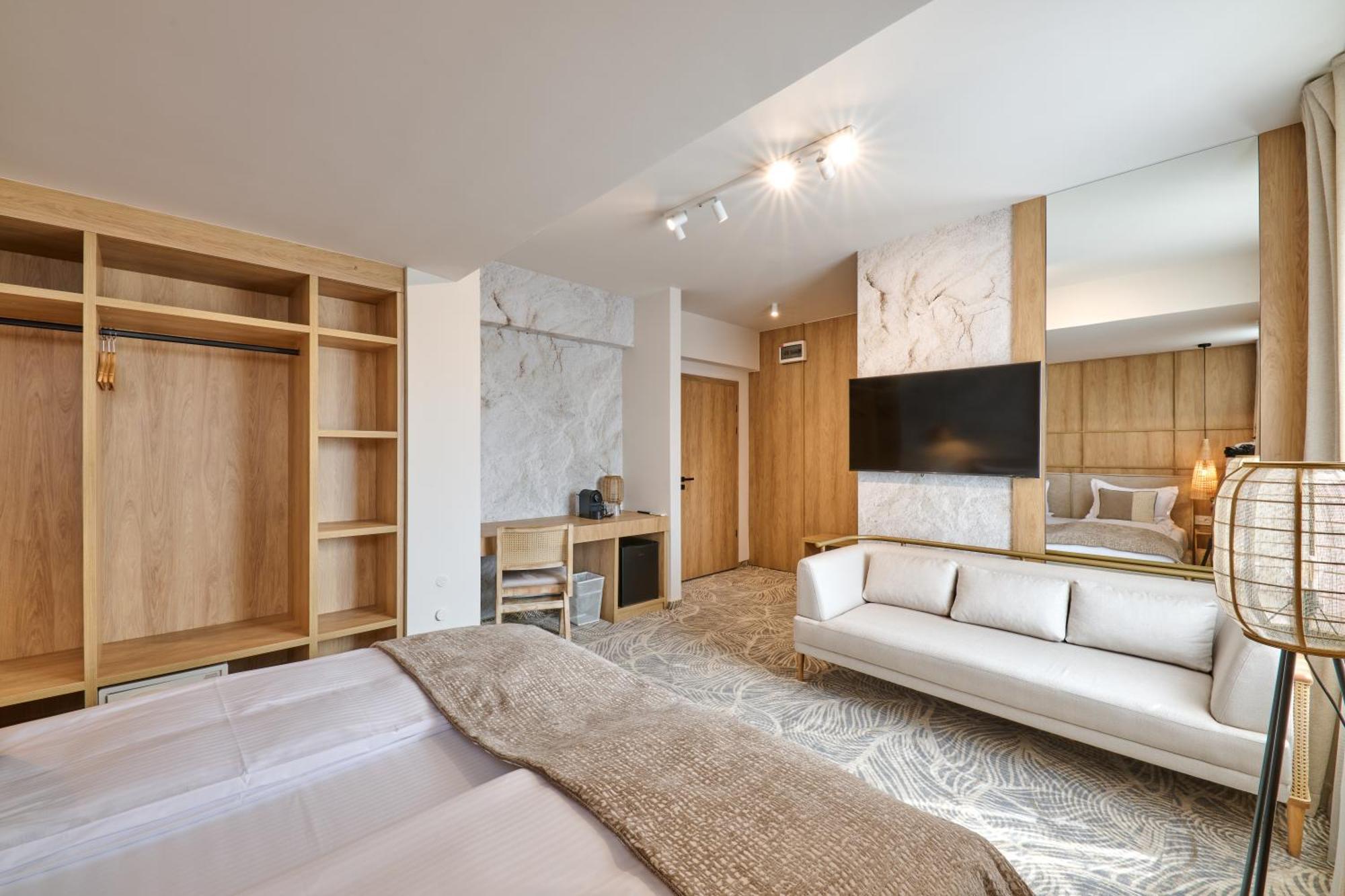 Hotel Serenity تيميشورا المظهر الخارجي الصورة