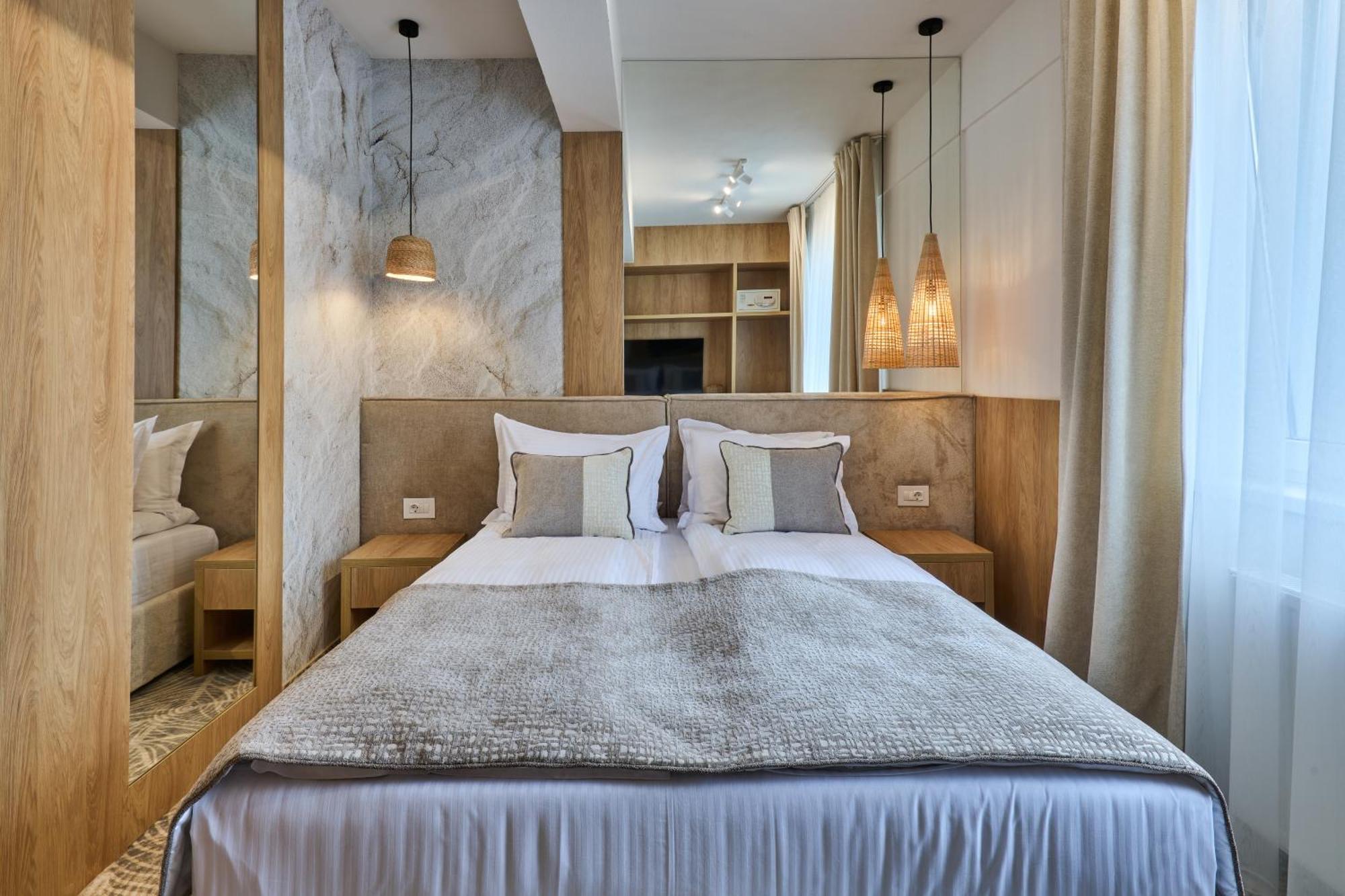 Hotel Serenity تيميشورا المظهر الخارجي الصورة