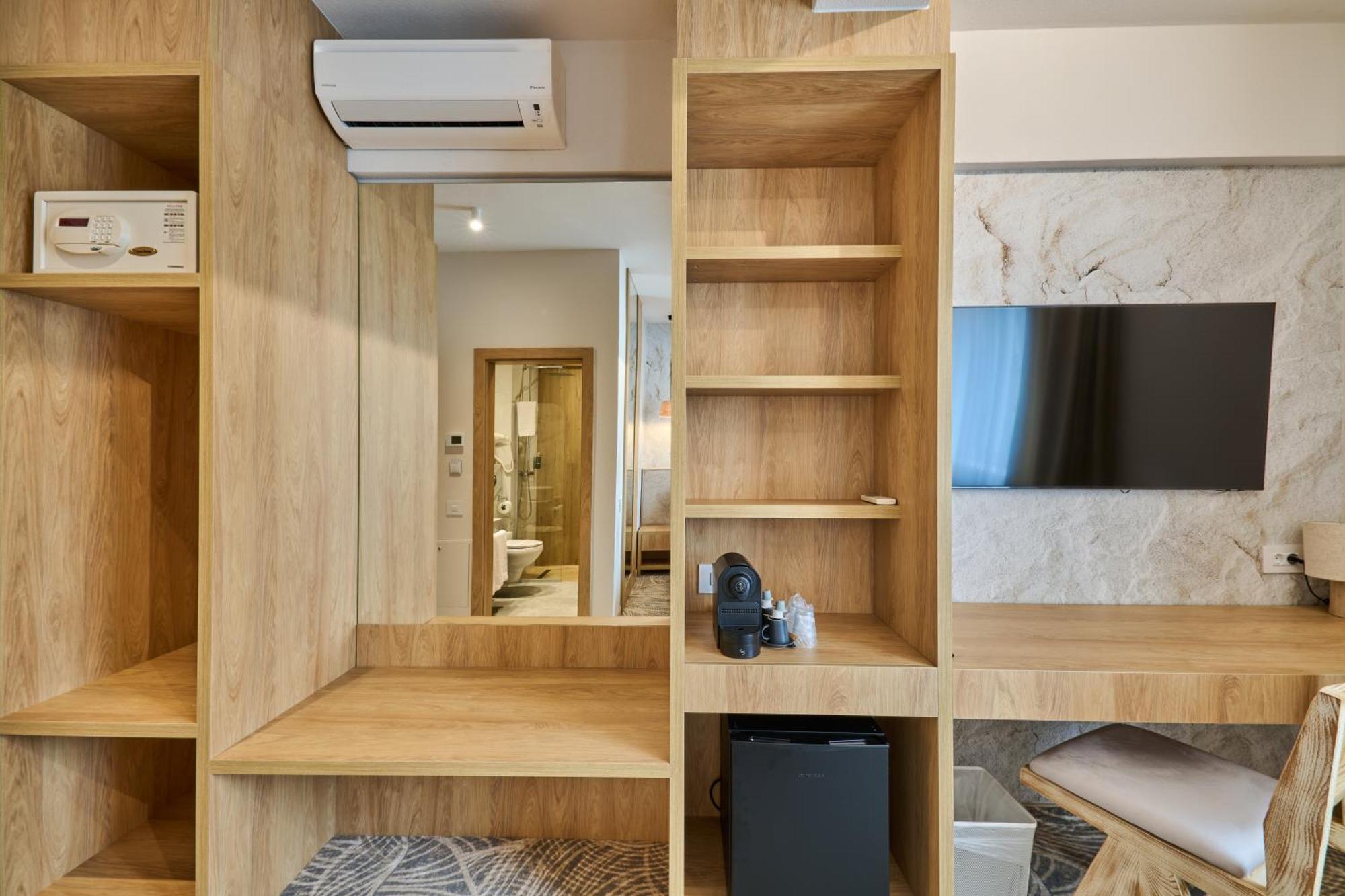 Hotel Serenity تيميشورا المظهر الخارجي الصورة