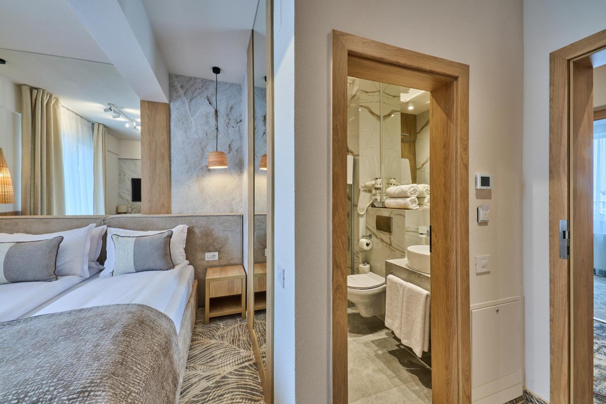Hotel Serenity تيميشورا المظهر الخارجي الصورة